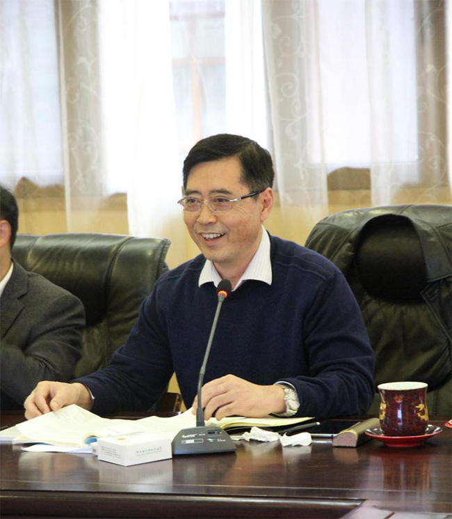 赵占良老师做致辞和专题报告