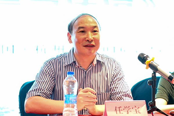 浙江省教育厅教研室主任任学宝致辞